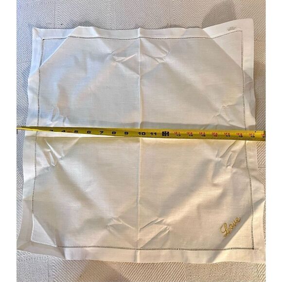 Set of 4 Hemstitched Linen Embroidered Hand Towels/Napkins - Picture 3 of 4
